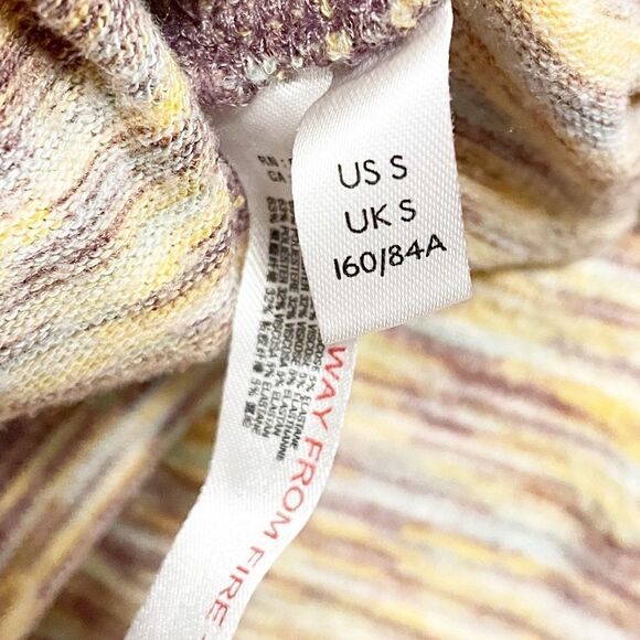 Out From Under Urban Jenny Cropped Hoodie Small - Picture 9 of 14